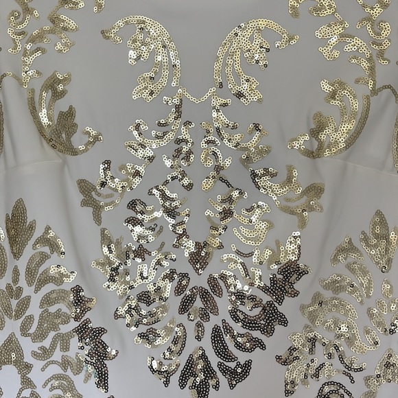 NWT White & Gold Metallic Sleeve Cocktail Keyhole Dress - Picture 3 of 5